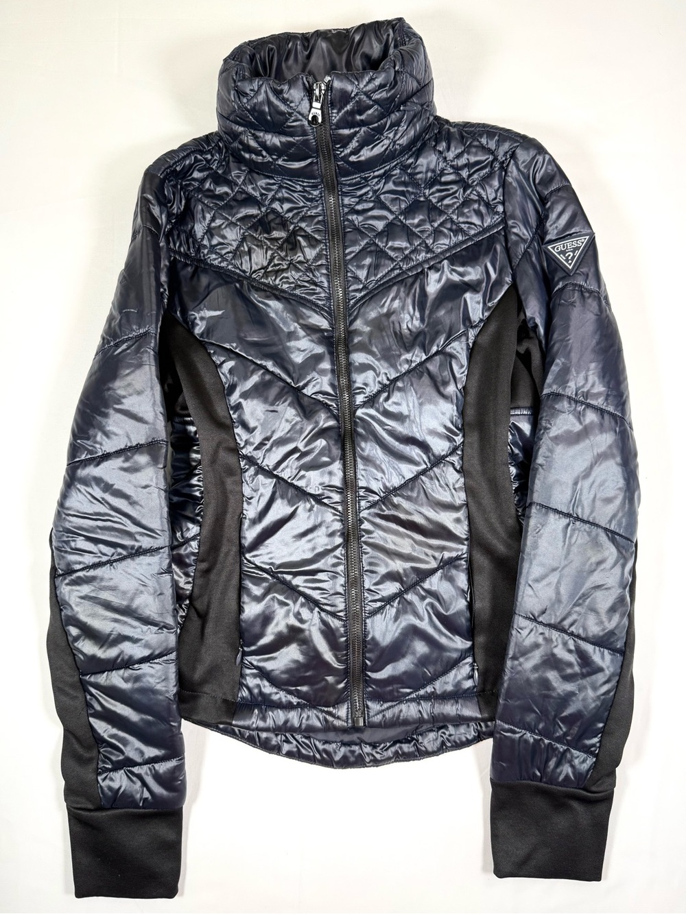 GUESS Womens Lightweight Quilted Puffer Jacket S Zip Hooded Athleisure Thumbhole